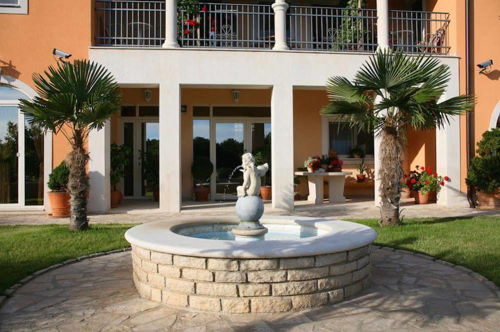 Villa Vizula Medulin Exterior photo